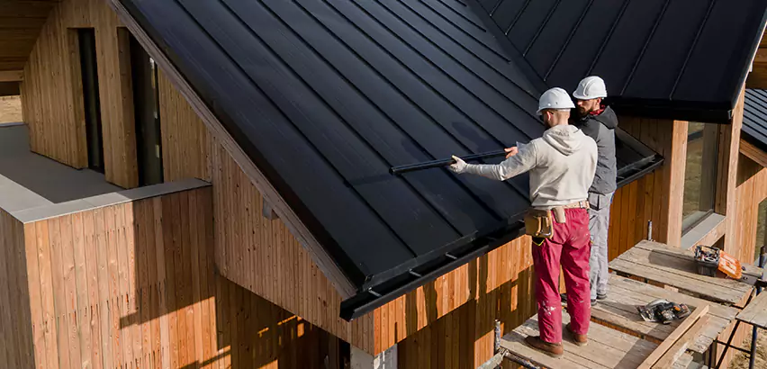 Professional Barn Roof Repair Services in Janesville, WI
