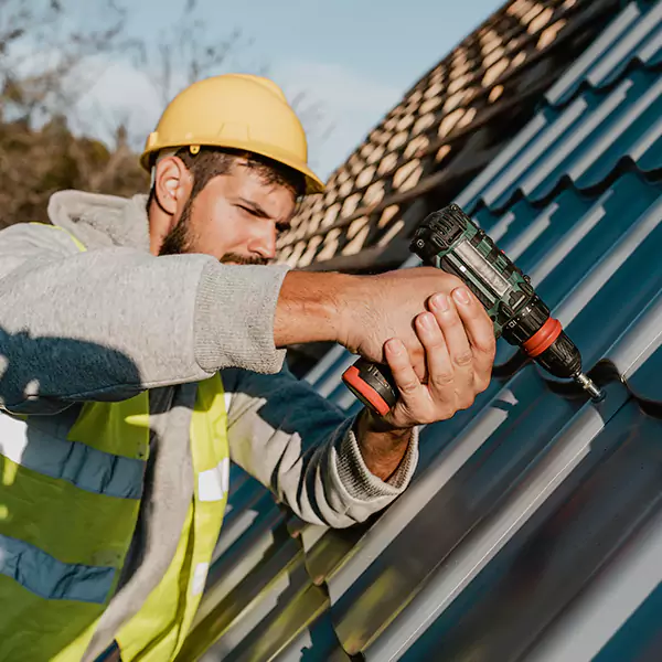 Why Janesville Property Owners Choose Janesville Roofing Pro for Metal Roof Replacement?